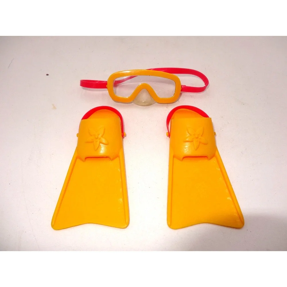 American Girl Of Today Pleasant Company Swim Set Fins Flippers Mask